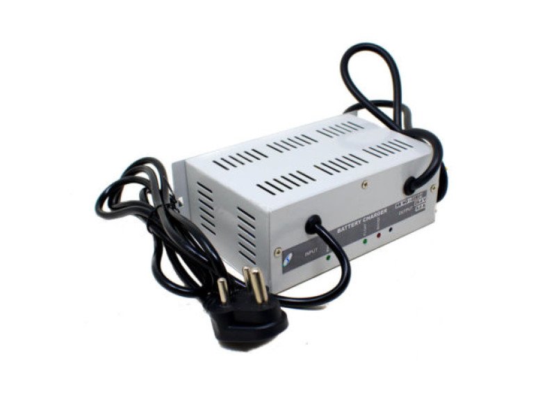 Battery Charger 6S Li-Ion – 25.2V 10A with XT60 Connector