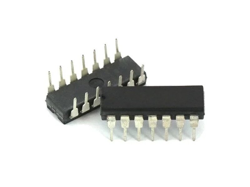 74LS10 Triple 3-Input NAND Gate IC (7410 IC) DIP-14 Package