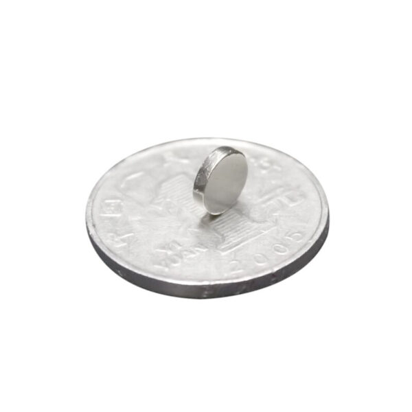 6mm x 1.5mm Neodymium Disc Strong Magnet