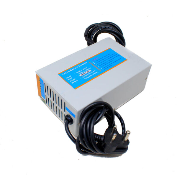 Battery Charger 10S Li-Ion 42V 5A with XT60 Connector