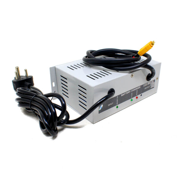 Battery Charger 6S Li-Ion 25.2V 5A with XT60 Connector